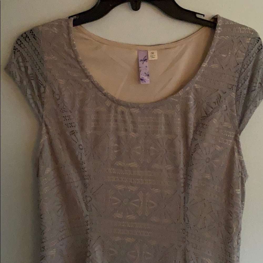 Dress - Picture 4 of 4